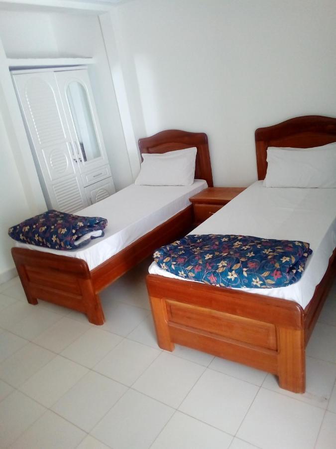 דקר Hotel Paradialaw מראה חיצוני תמונה