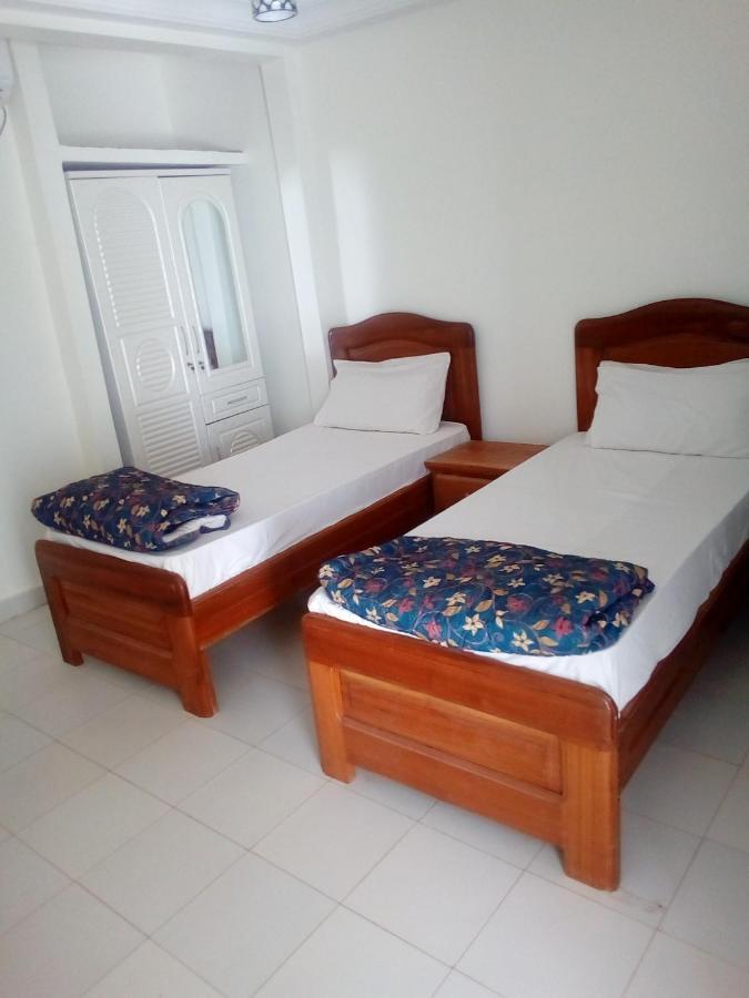 דקר Hotel Paradialaw מראה חיצוני תמונה